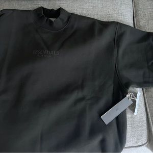 COPY - FEAR OF GOD ESSENTIALS CORE CREWNECK - STRETCH LIMO Off Black size SM